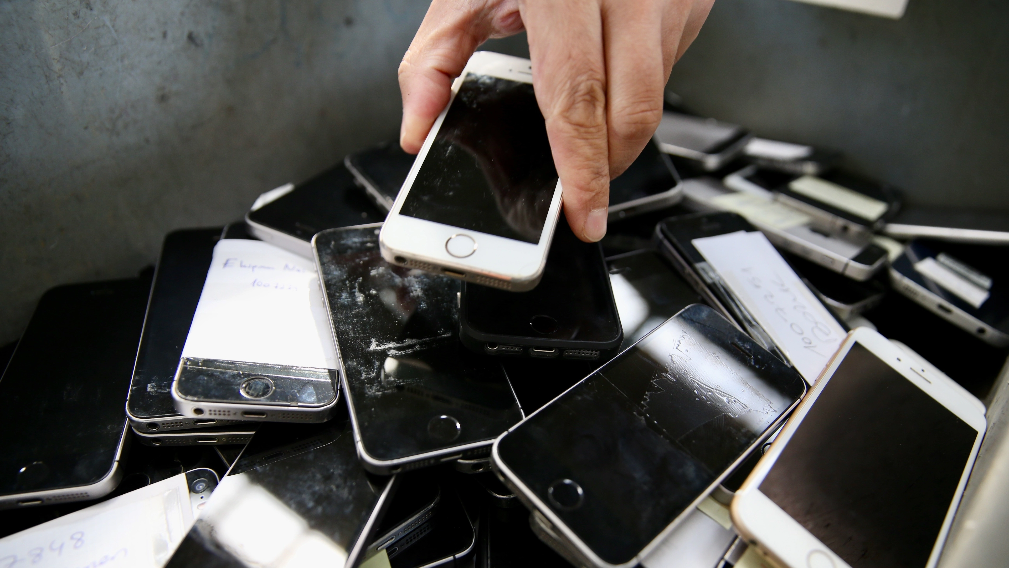 Full list of iPhones Apple class as 'obsolete' as they announce four new models