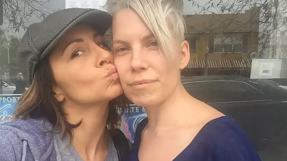 Woman who split up with husband and slept with 200 men after cancer diagnosis left touching message after death