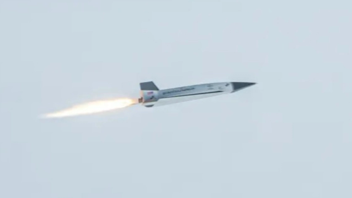 3,800mph hypersonic plane that can travel across entire Earth in seven hours makes first test flight