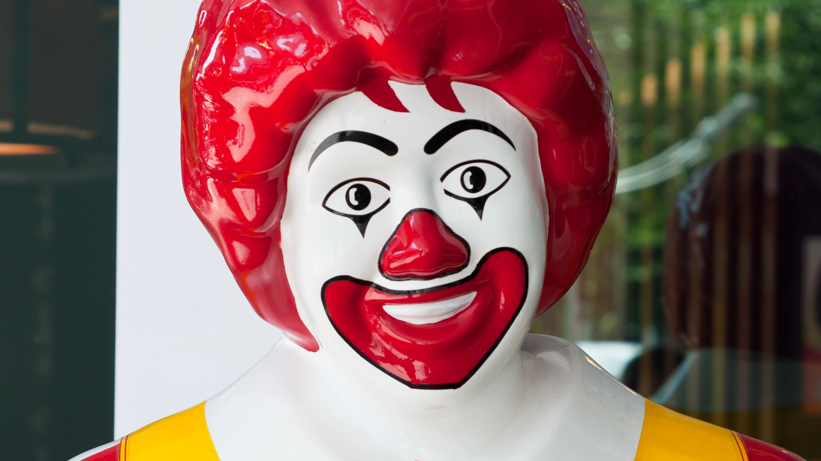 McDonald's issued statement about chilling reason they decided to phase out Ronald McDonald clown
