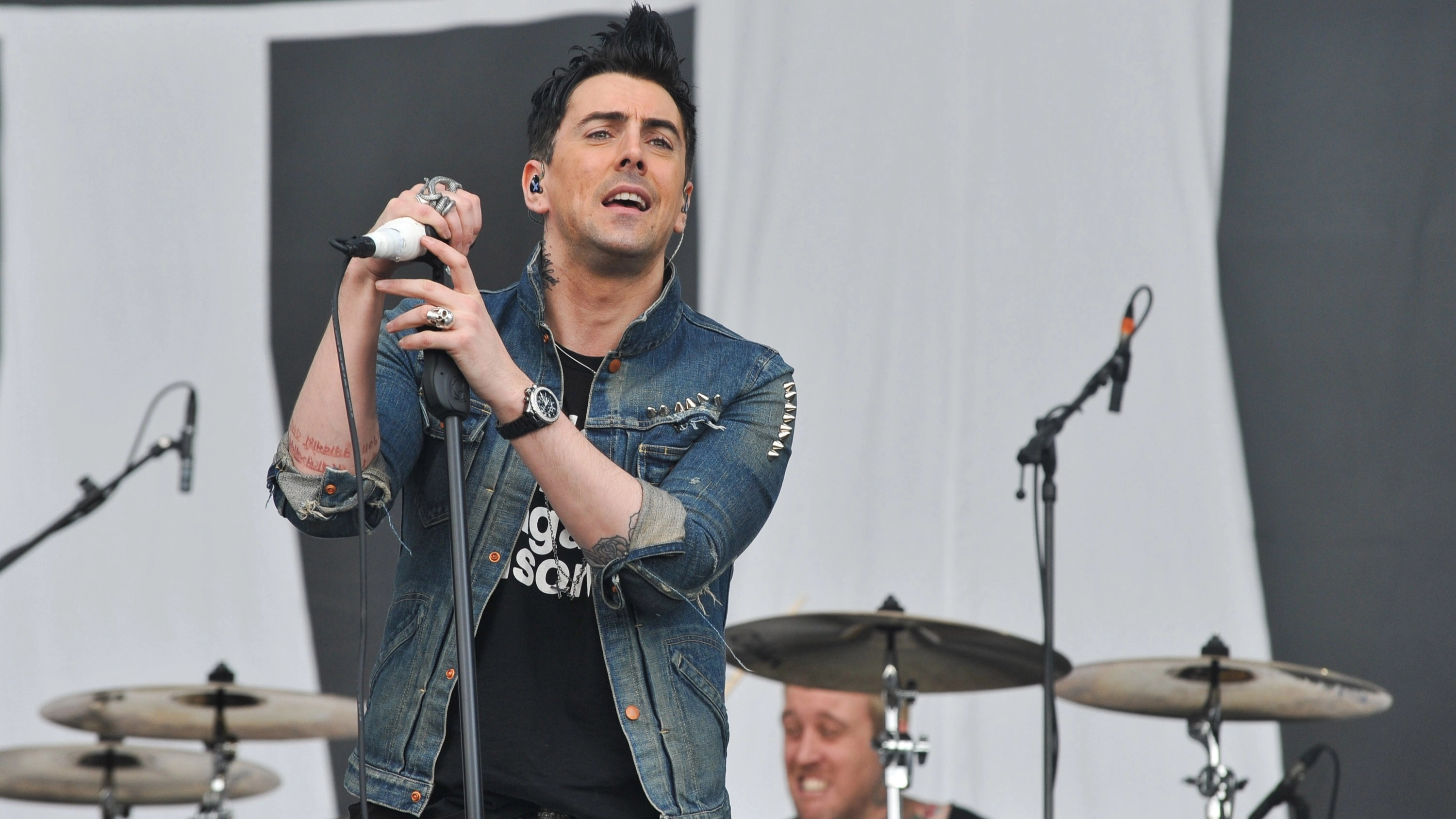 Mother jailed for giving baby to peadophile Lostprophets singer Ian Watkins to abuse has been released