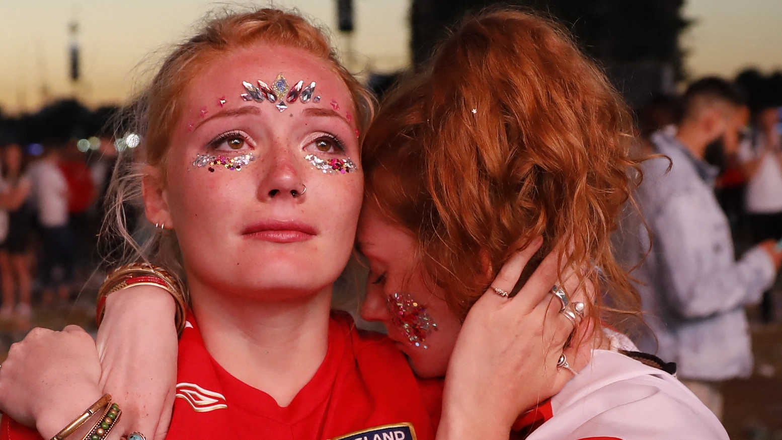 Football fans issued with sobering warning from UK government ahead of World Cup