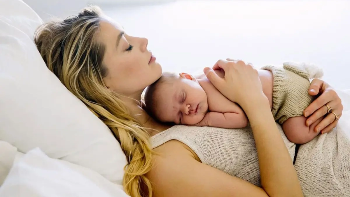 Reason why Amber Heard chose to become a mother by herself as she shares rare life update