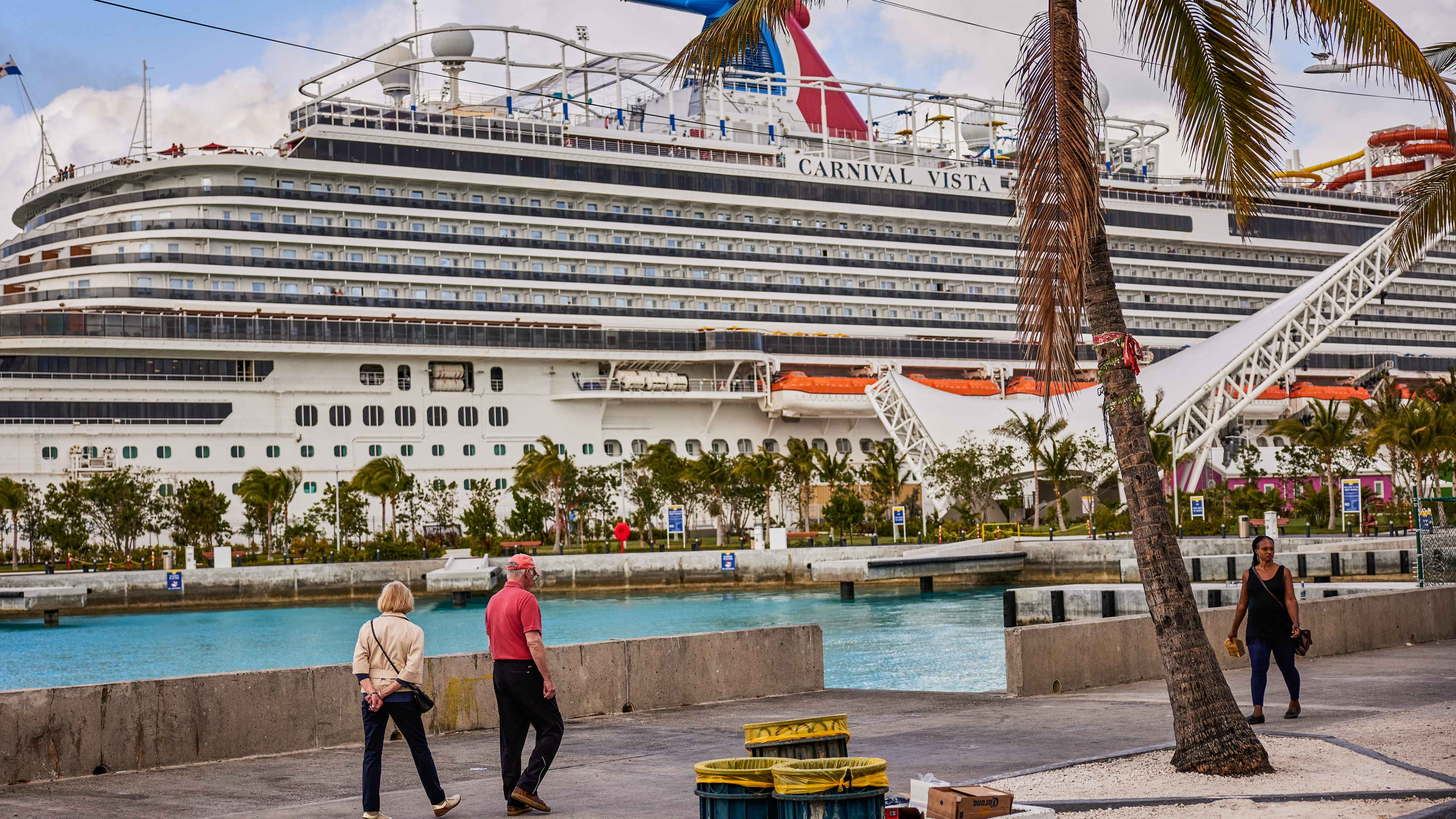 Carnival Cruise Line ban another item that passengers swear by