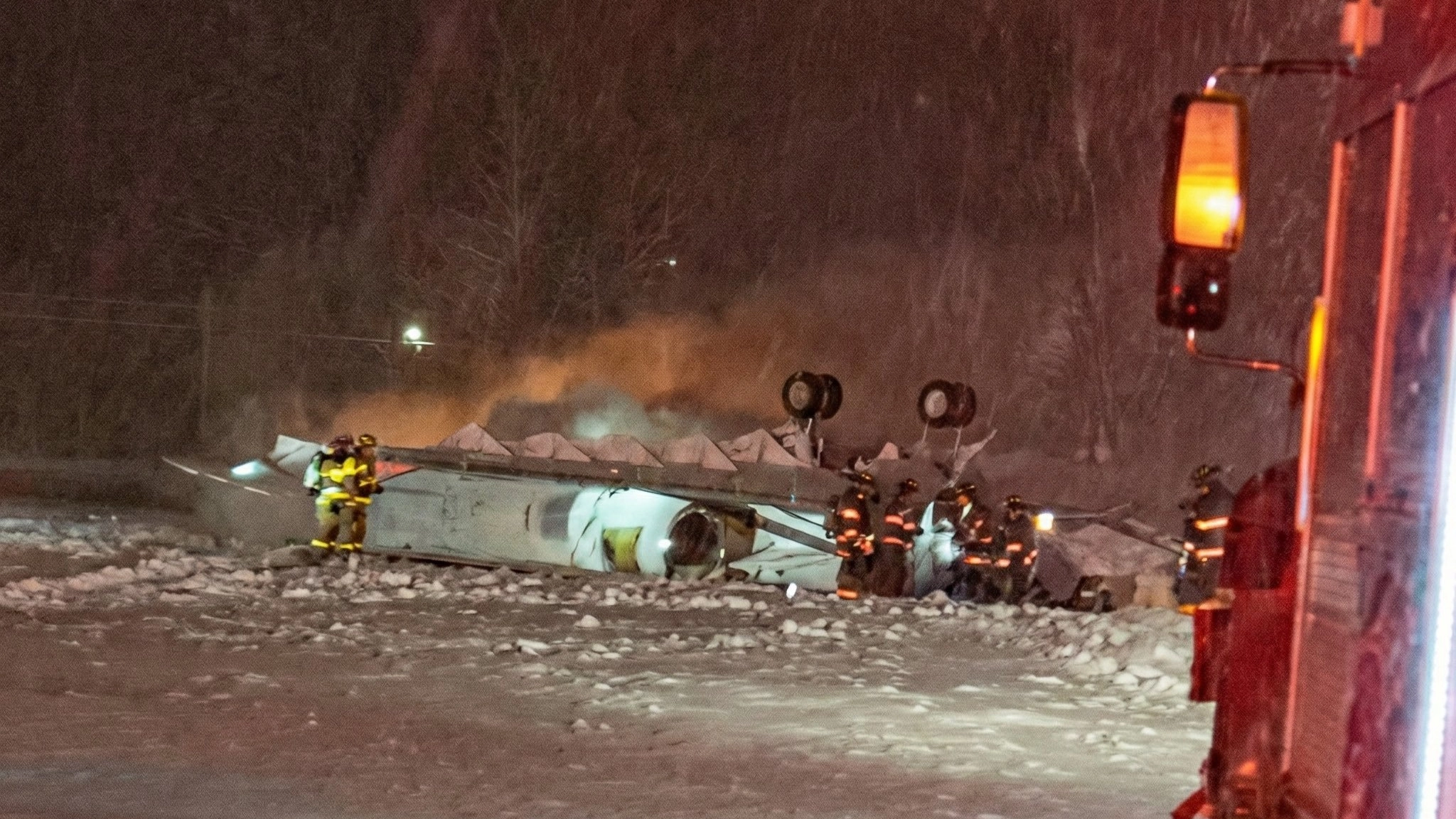 Chilling message heard from cockpit radio minutes before plane crashes killing six