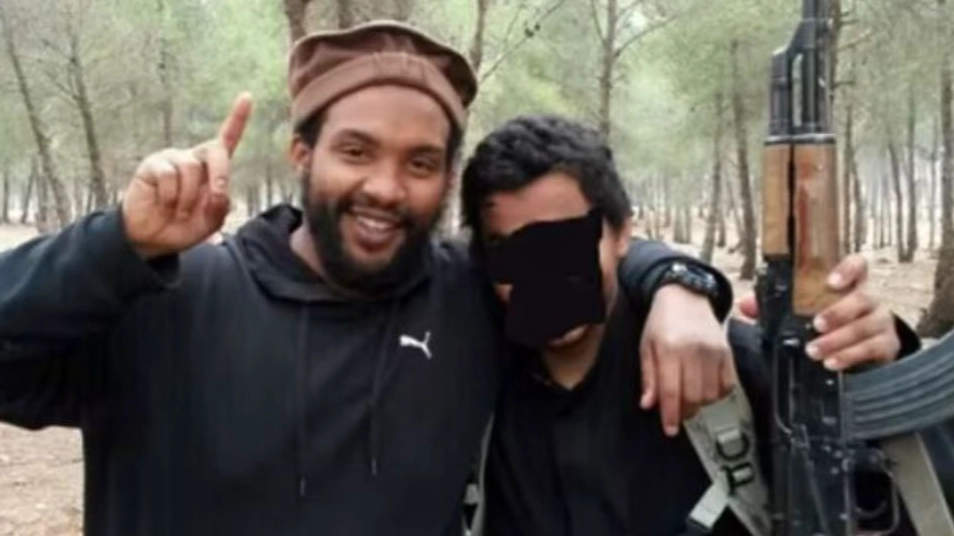 'Isis Beatle' Aine Davis charged with terrorism offences after being deported to England