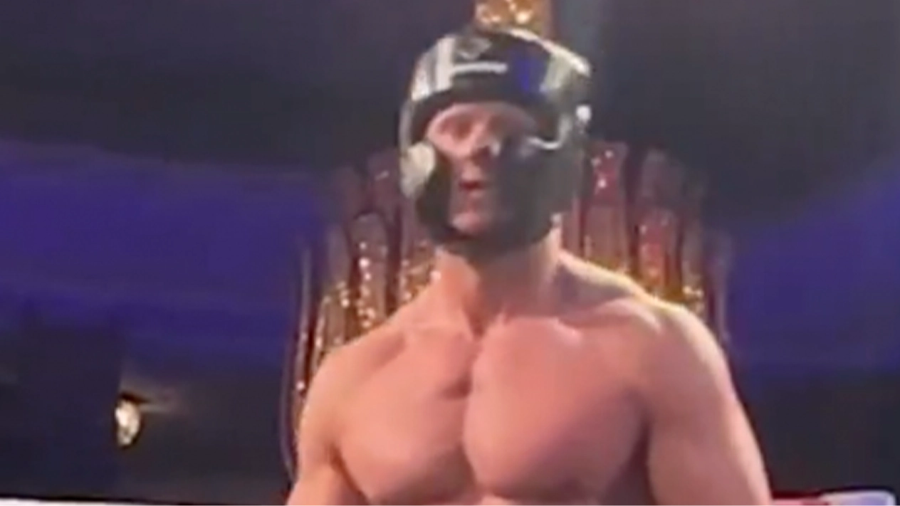 Football Cult Hero Looks Unrecognisable After Body Transformation for Boxing Match