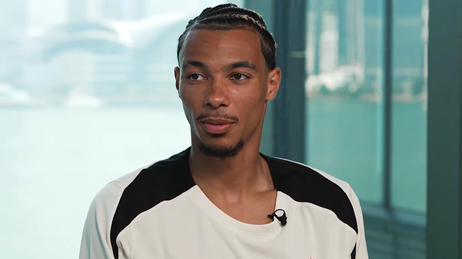 Liverpool fans think Hugo Ekitike dropped major Alexander Isak transfer hint during his unveiling interview