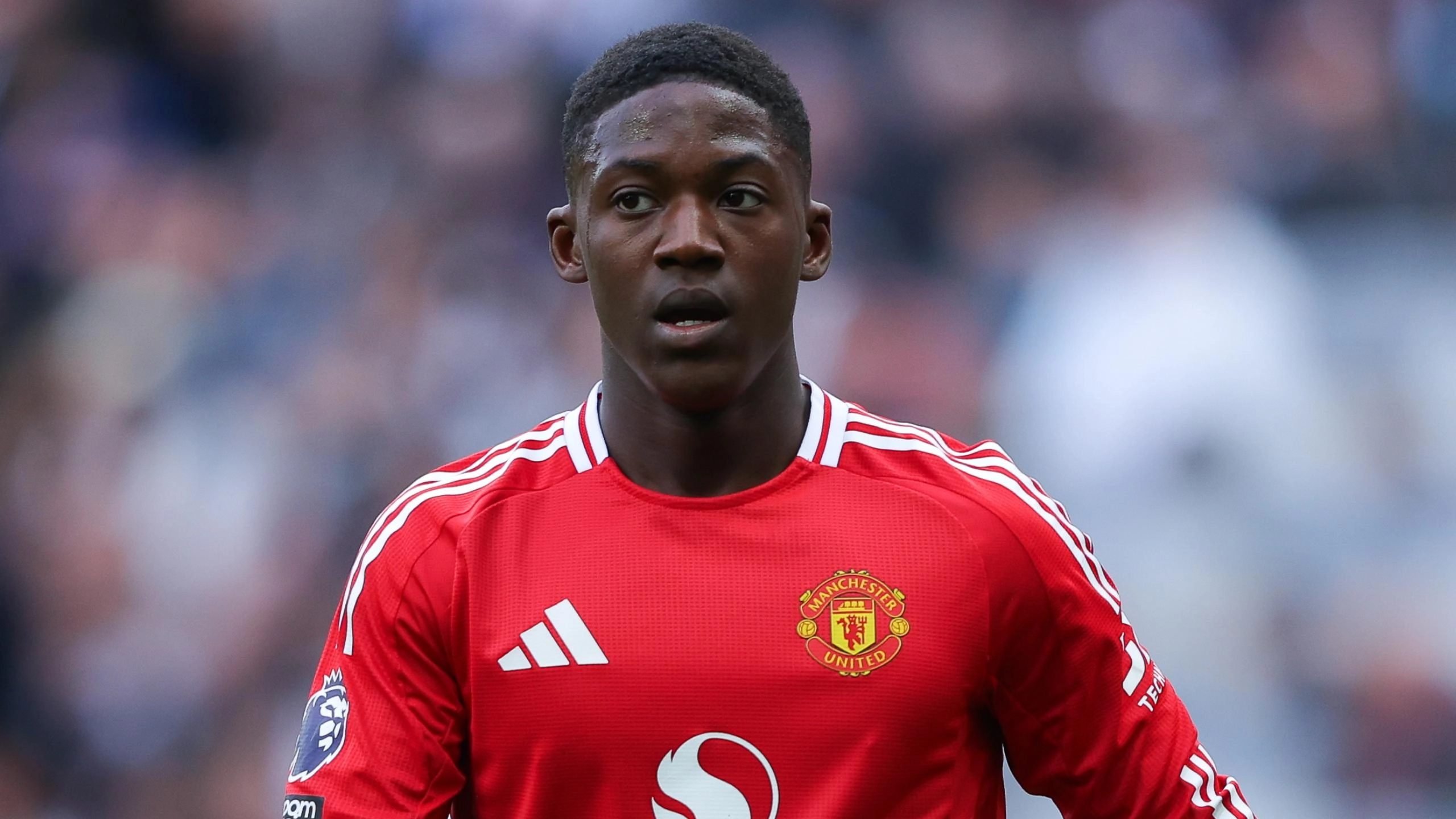 Kobbie Mainoo transfer bombshell drops as interest in Man Utd midfielder emerges from Premier League rival