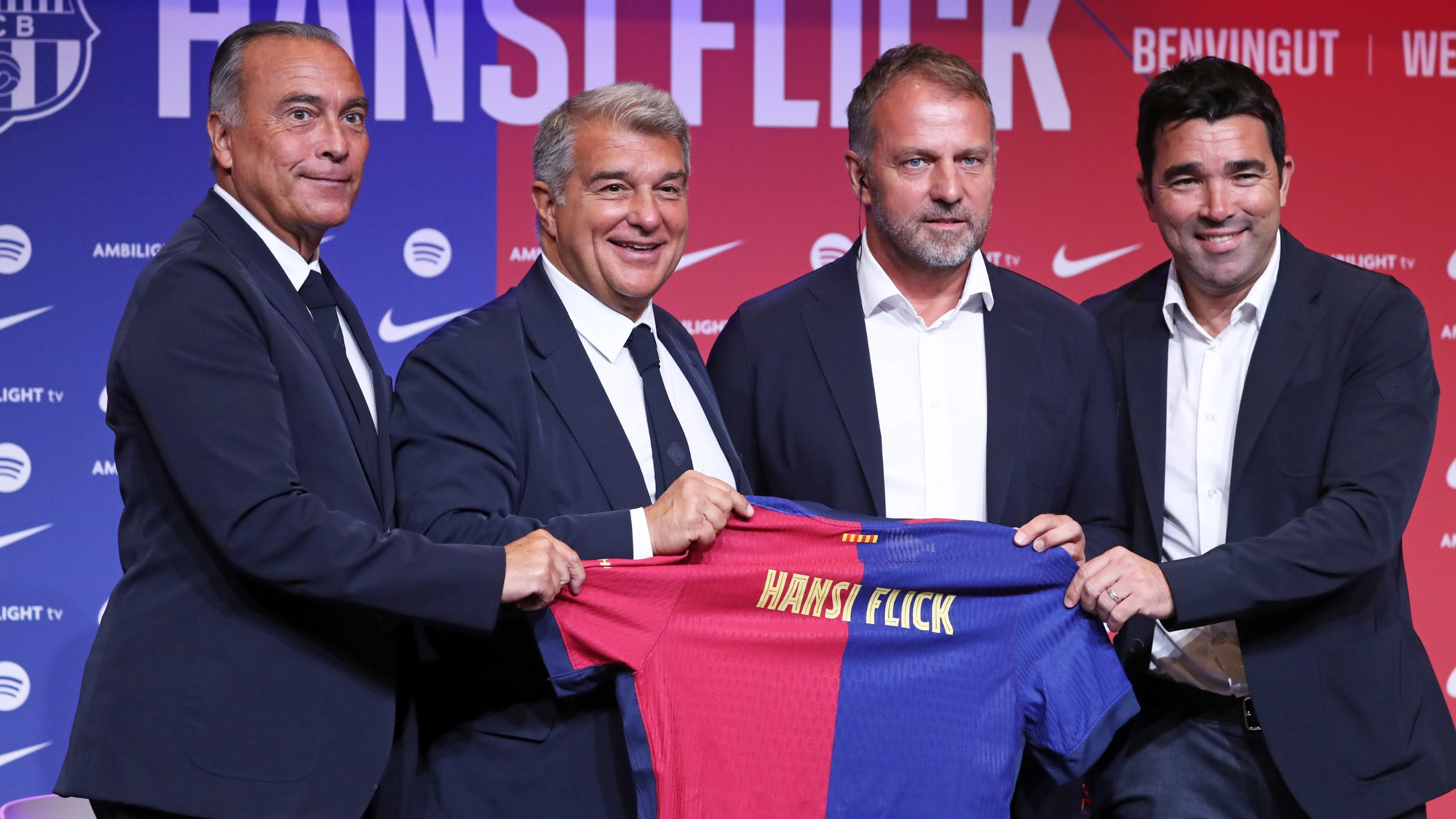Barcelona director Deco publicly names two Premier League players the club want to sign this summer
