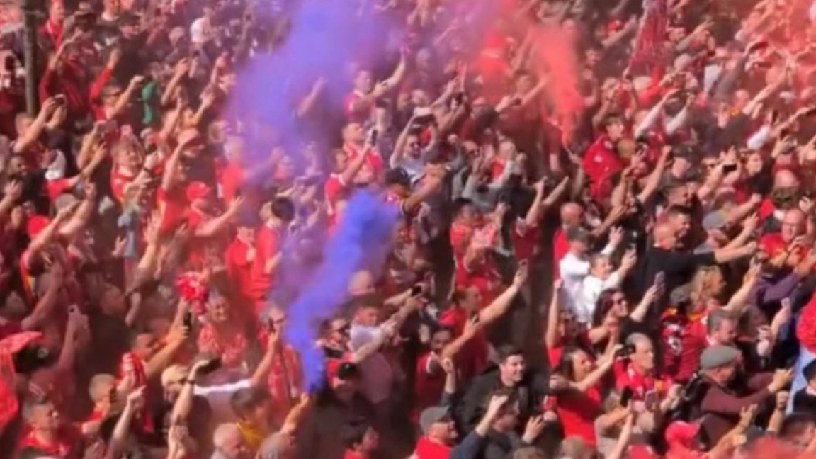 Why Liverpool fans 'set off' blue flares outside Anfield ahead of Spurs match