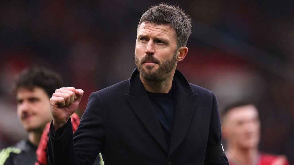 Michael Carrick told to overturn controversial Man Utd transfer decision