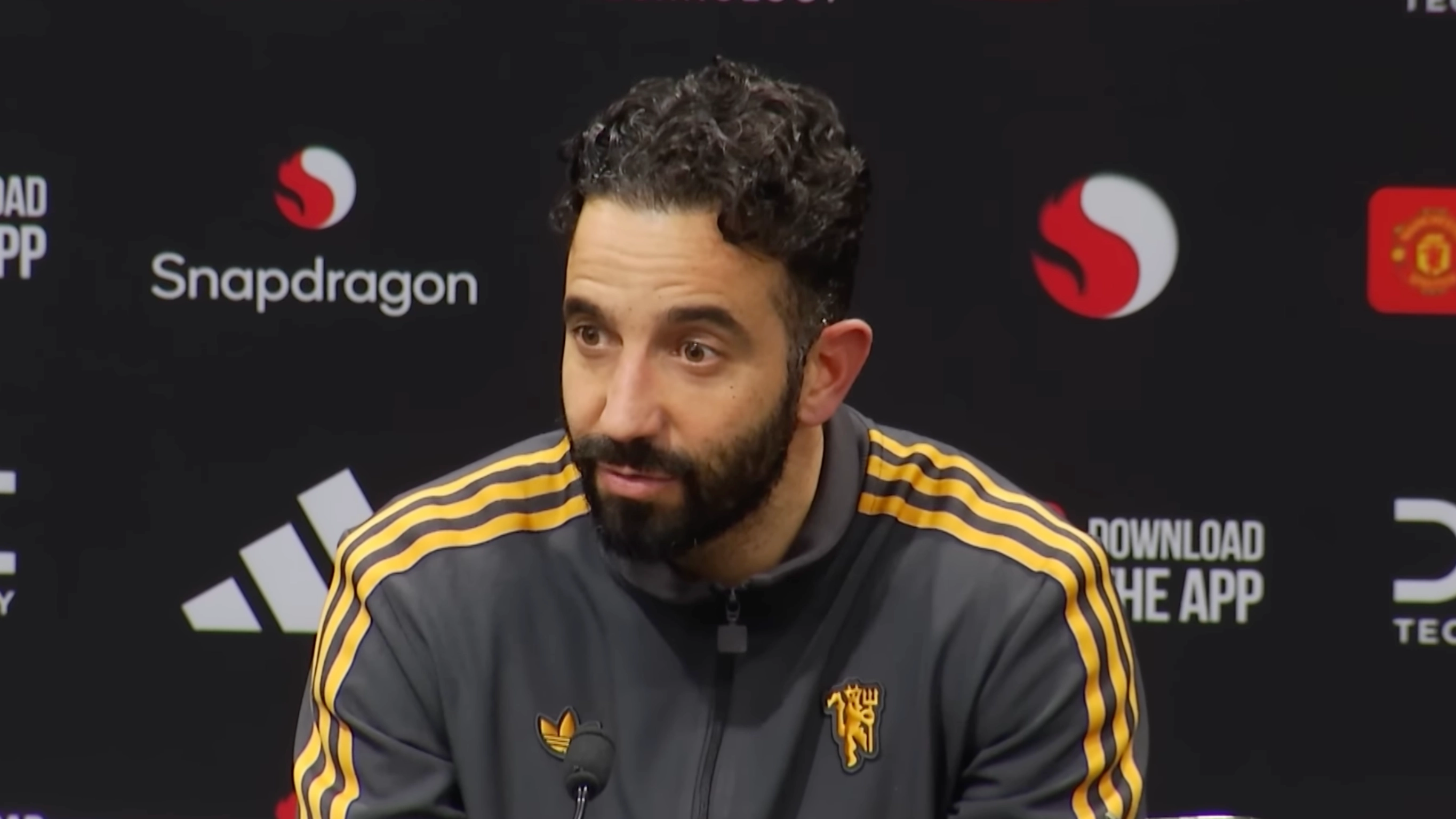 Ruben Amorim's Reaction When Reporter Brings Up Kobbie Mainoo is Going Viral