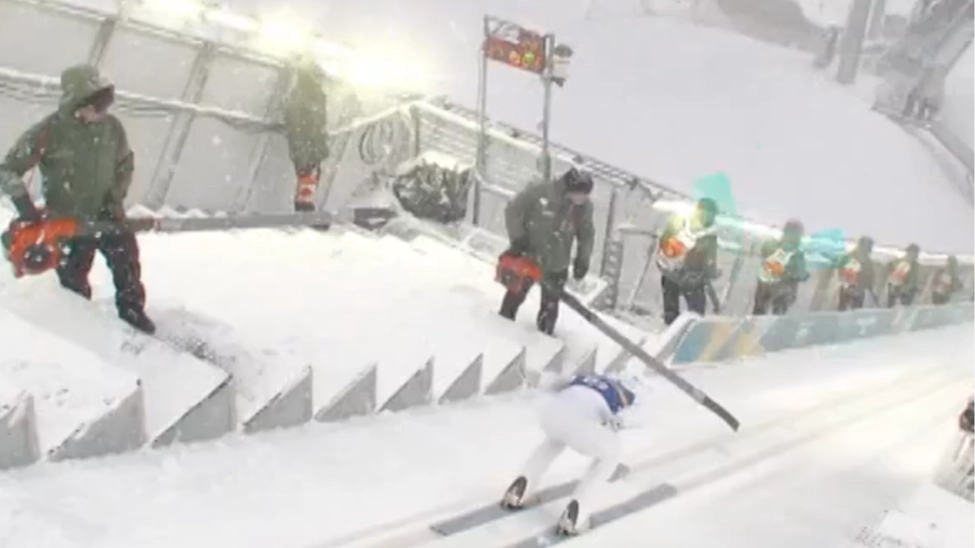 Team USA star Benjamin Loomis hit by snow blower during Winter Olympics ...