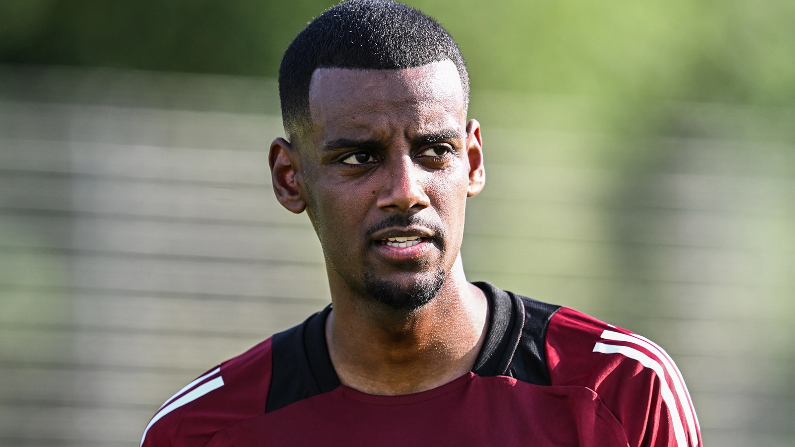 Newcastle 'intensify' move for top Alexander Isak replacement target in new Liverpool twist