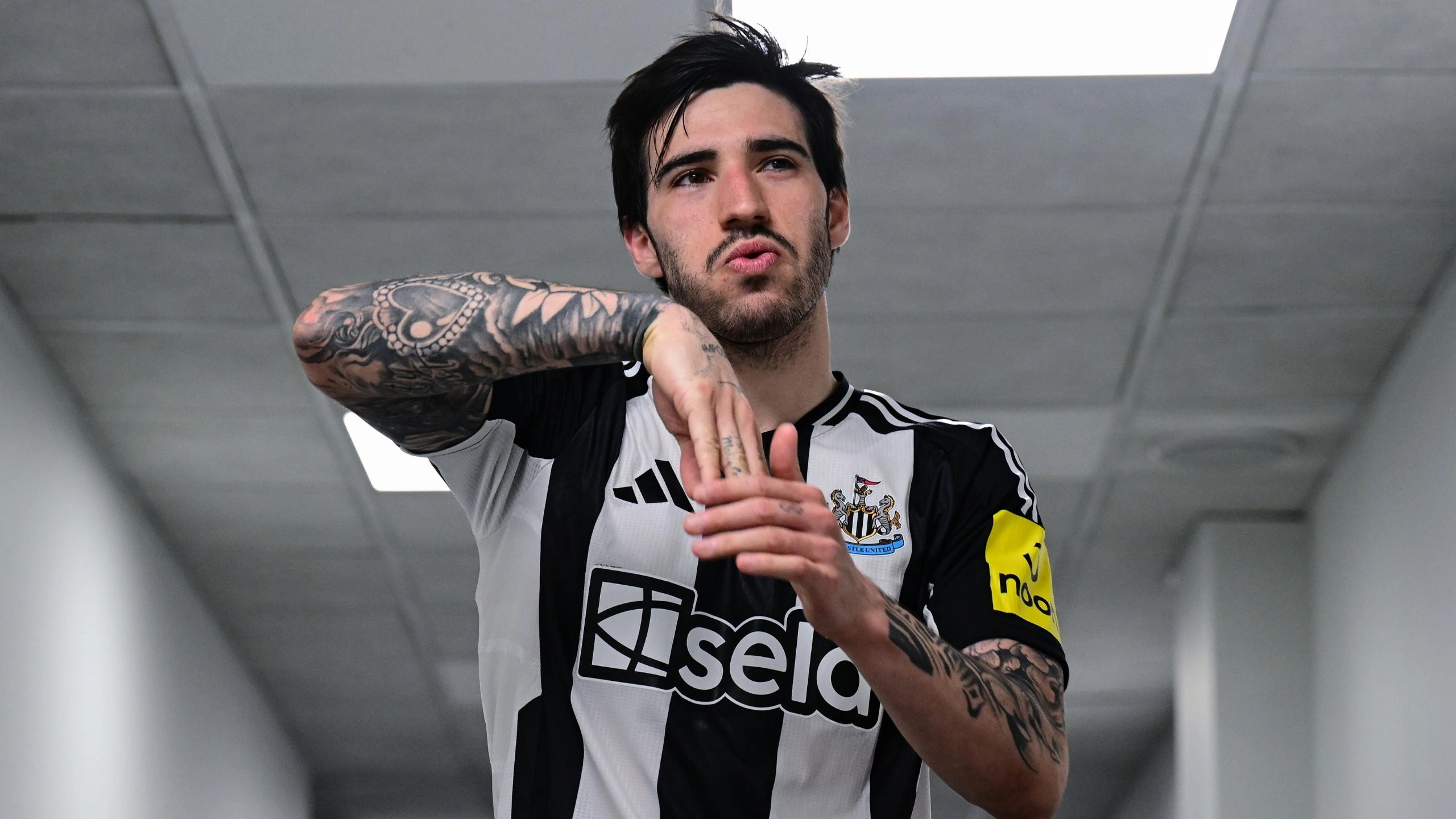Juventus considering using three players in outrageous swap deal for Sandro Tonali and it'd transform Newcastle
