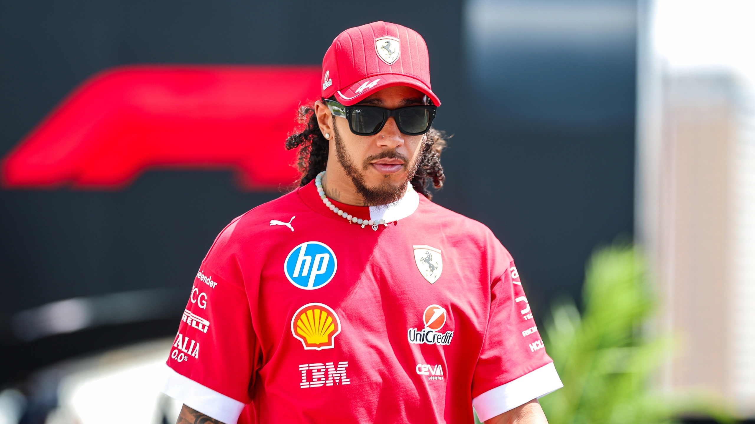 F1 legend snubs Lewis Hamilton as he names 'extraordinary' driver as his favourite on 2025 grid