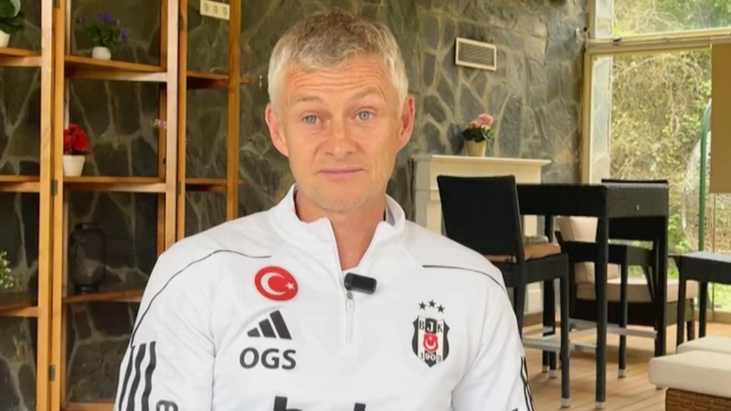Ole Gunnar Solskjaer says only three Man United players have spoken to him since he was sacked