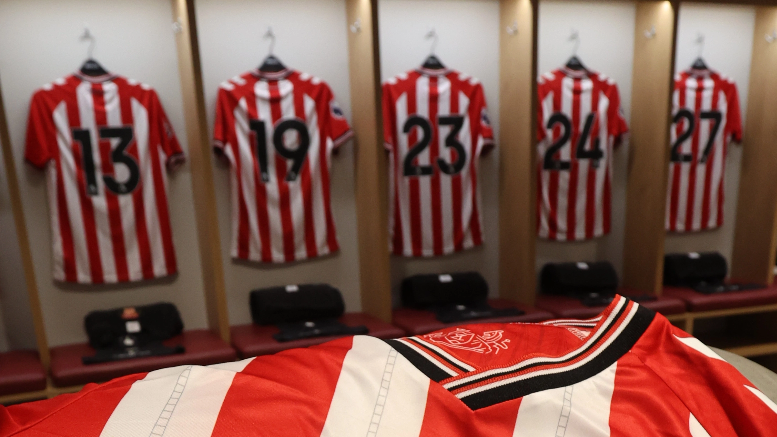 Newcastle Staff Pin Brilliant Three-Word Message in Sunderland Dressing Room
