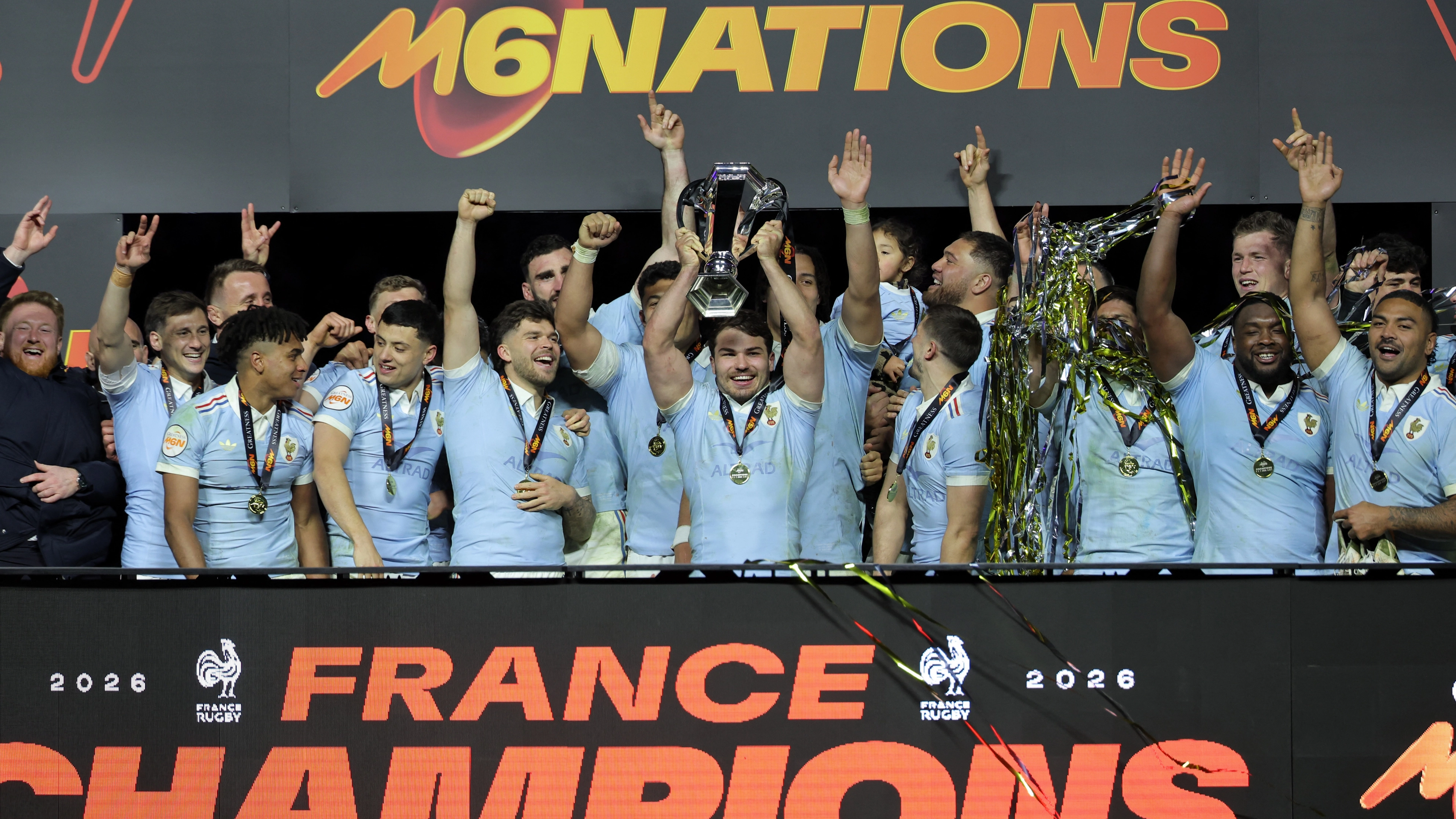 France break hearts in England and Ireland as they also smash Six Nations record