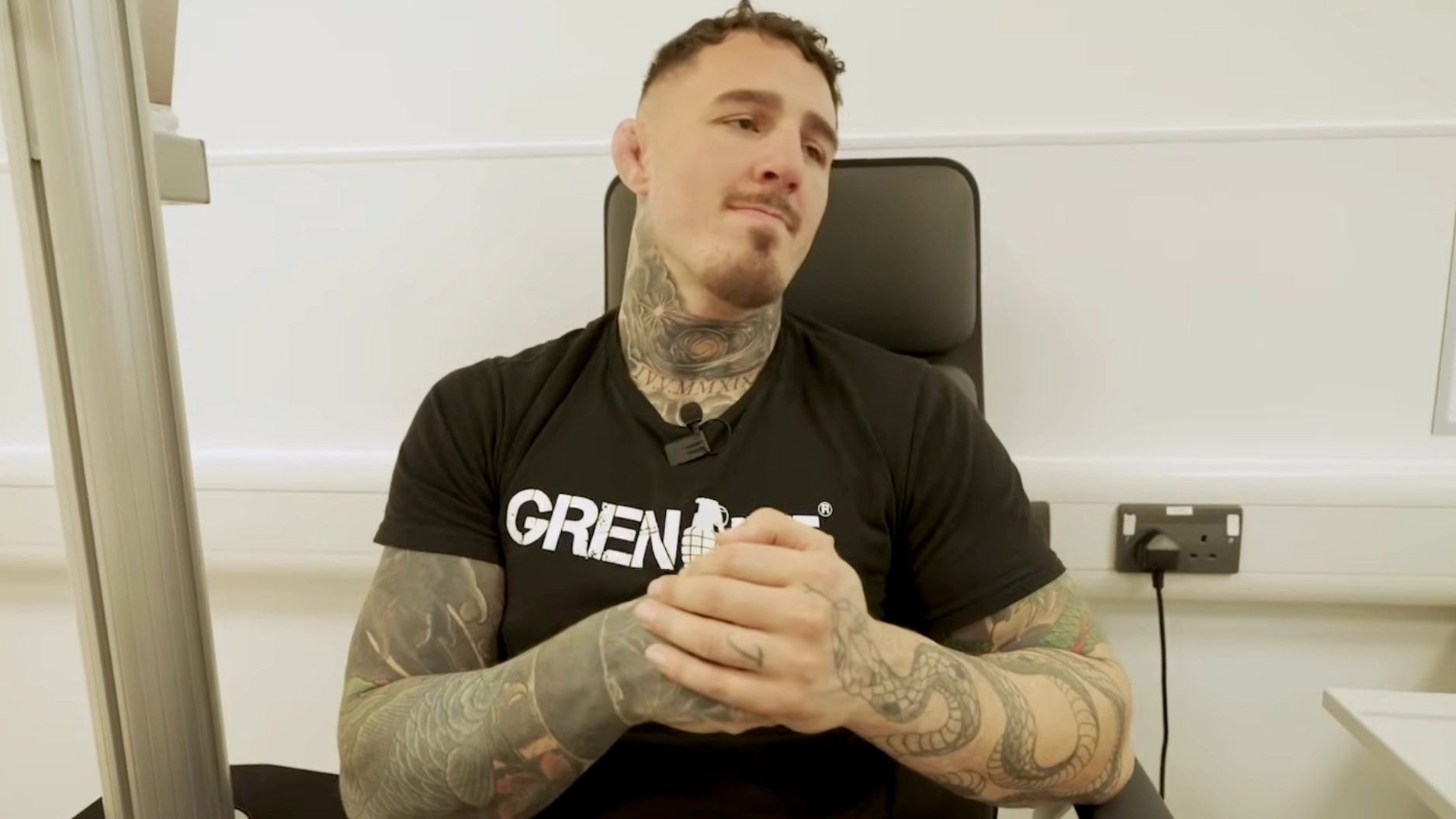 Tom Aspinall's Eye Doctor Maps Out UFC Return in Never-Before-Seen Clip
