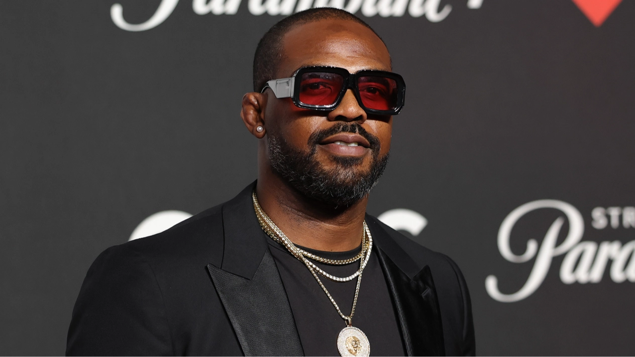 Jon Jones 'Accepts' UFC White House Fight Immediately After Tom Aspinall Eye Poke