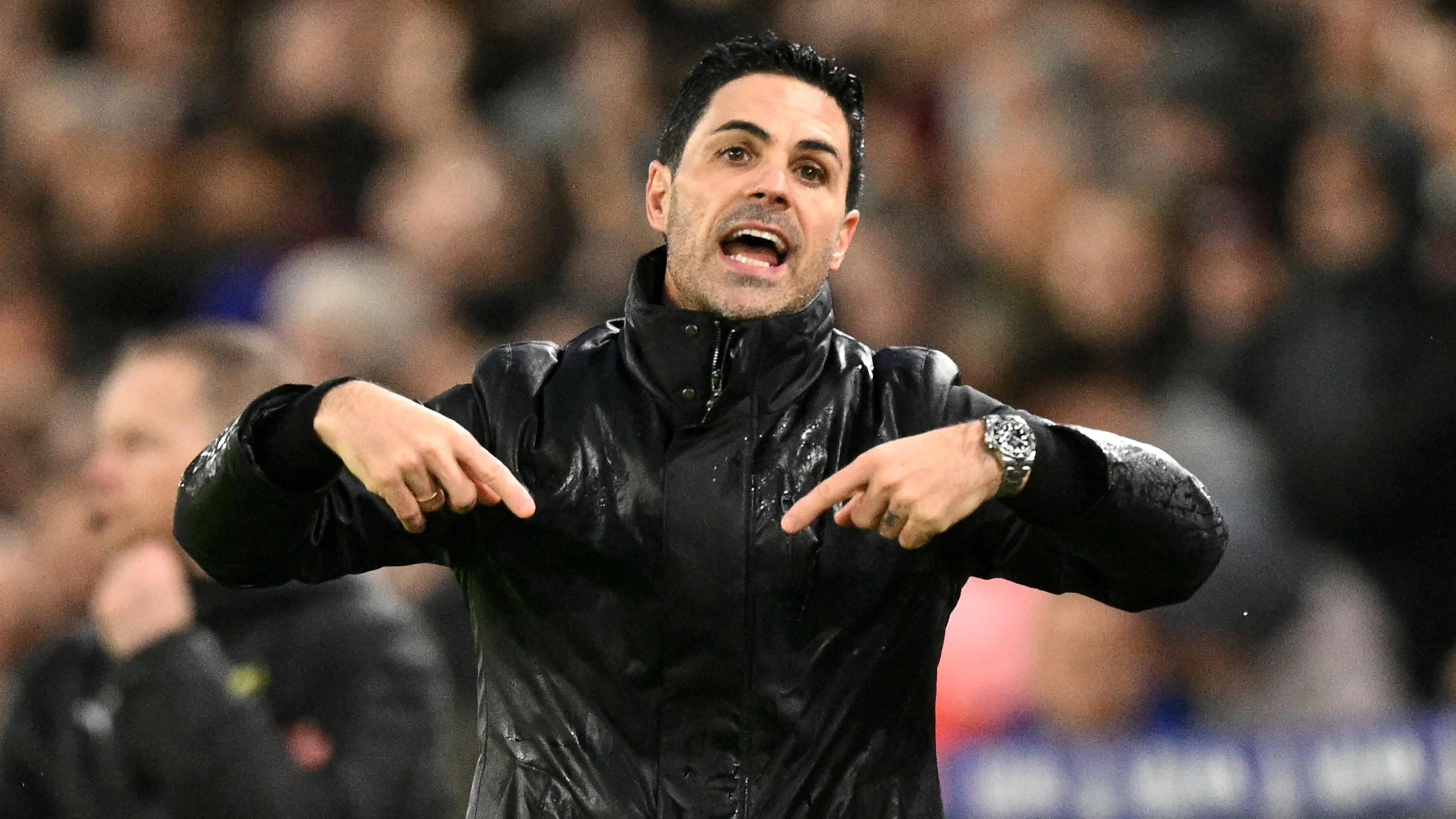 Arsenal 'Weighing Up' Deadline Day Signing After Devastating Injury Blow