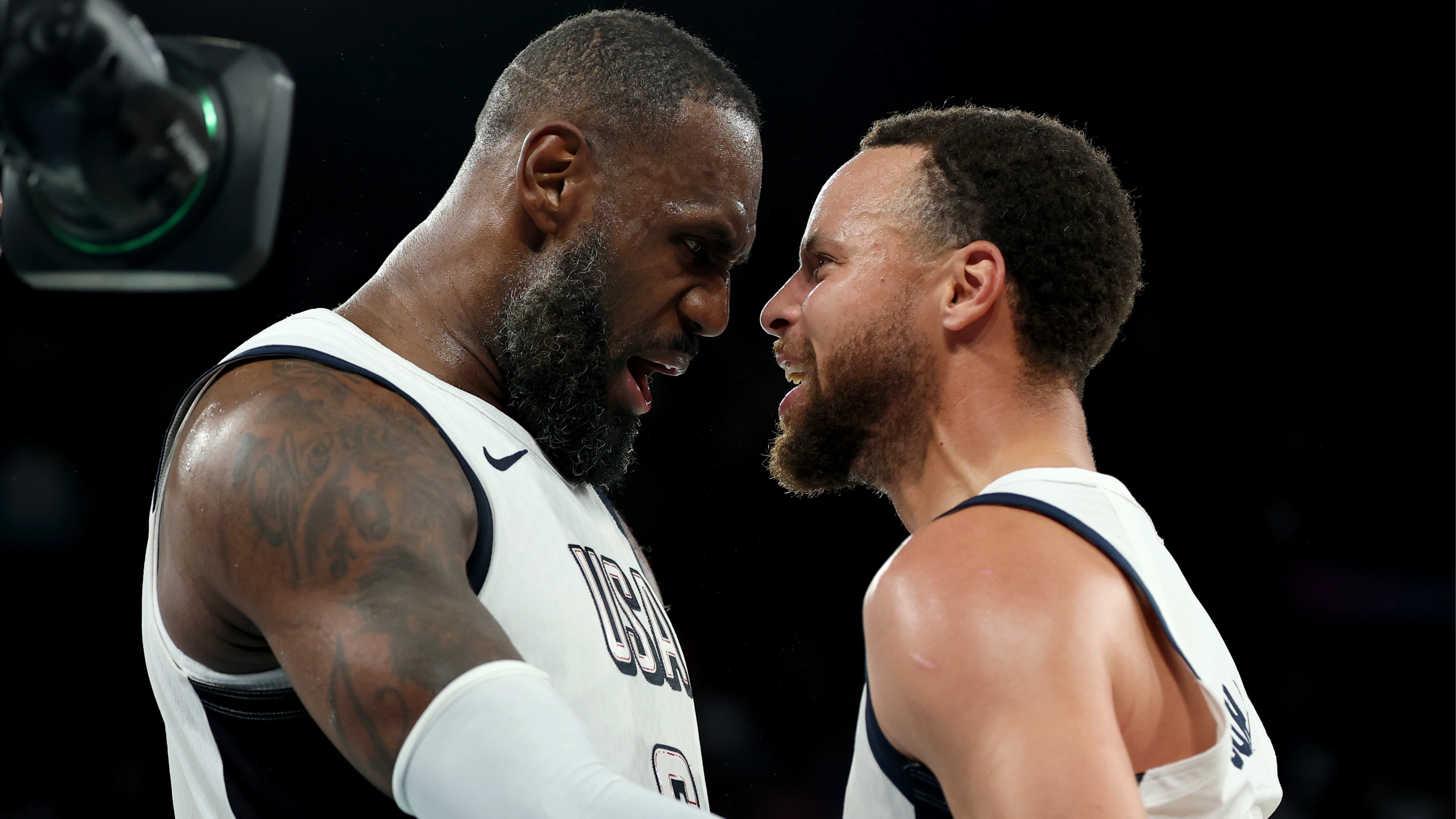 Steph Curry was 'completely caught off guard' by LeBron James comment mid-interview with journalist