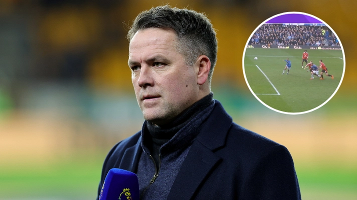Michael Owen goes on social media rant after Everton denied late penalty against Man Utd