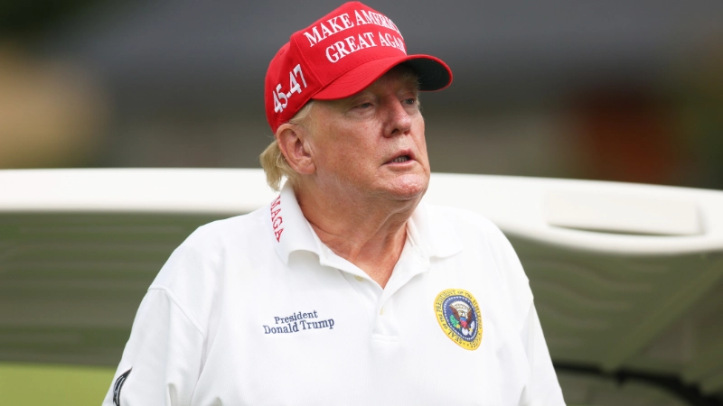 Journalist who played golf with Donald Trump reveals 'deceptive' thing he did on course amid 'cheating' allegations