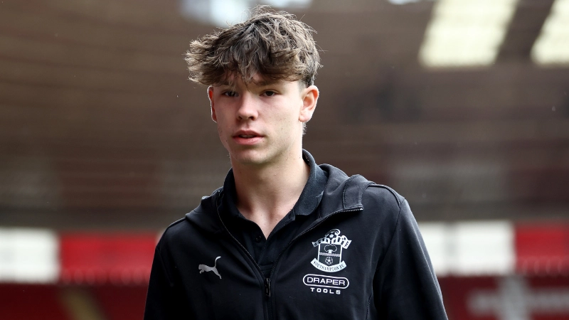 Fans stunned by 'staggering' fee Southampton want for Tyler Dibling amid Man Utd, Man City and Spurs interest