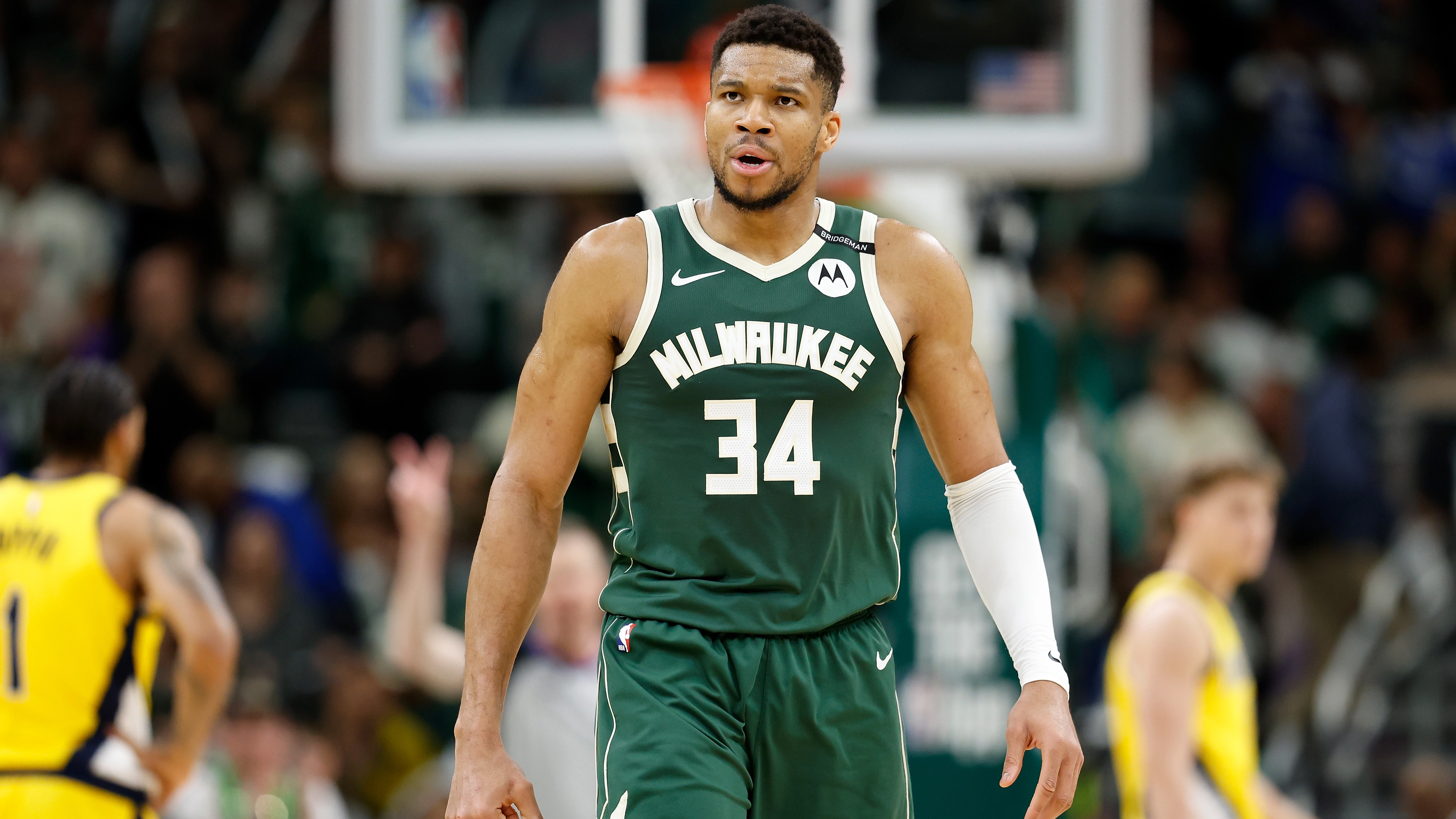 Giannis Antetokounmpo announces career move away from NBA as he asks two huge names for help
