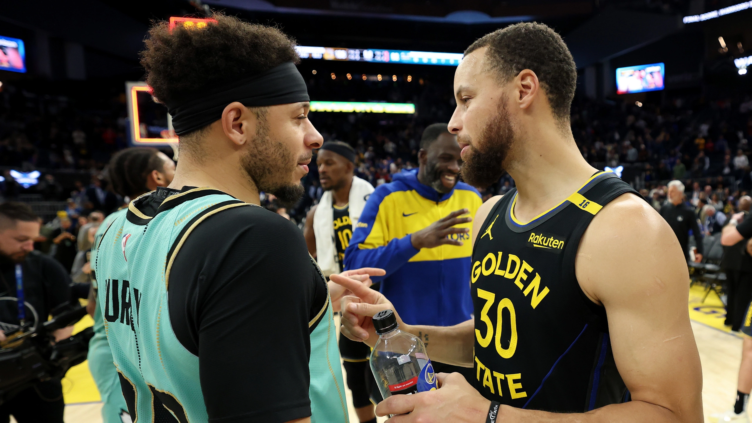 Steph Curry Faces Awkward Conversation With Brother Seth If He Seals Warriors Move