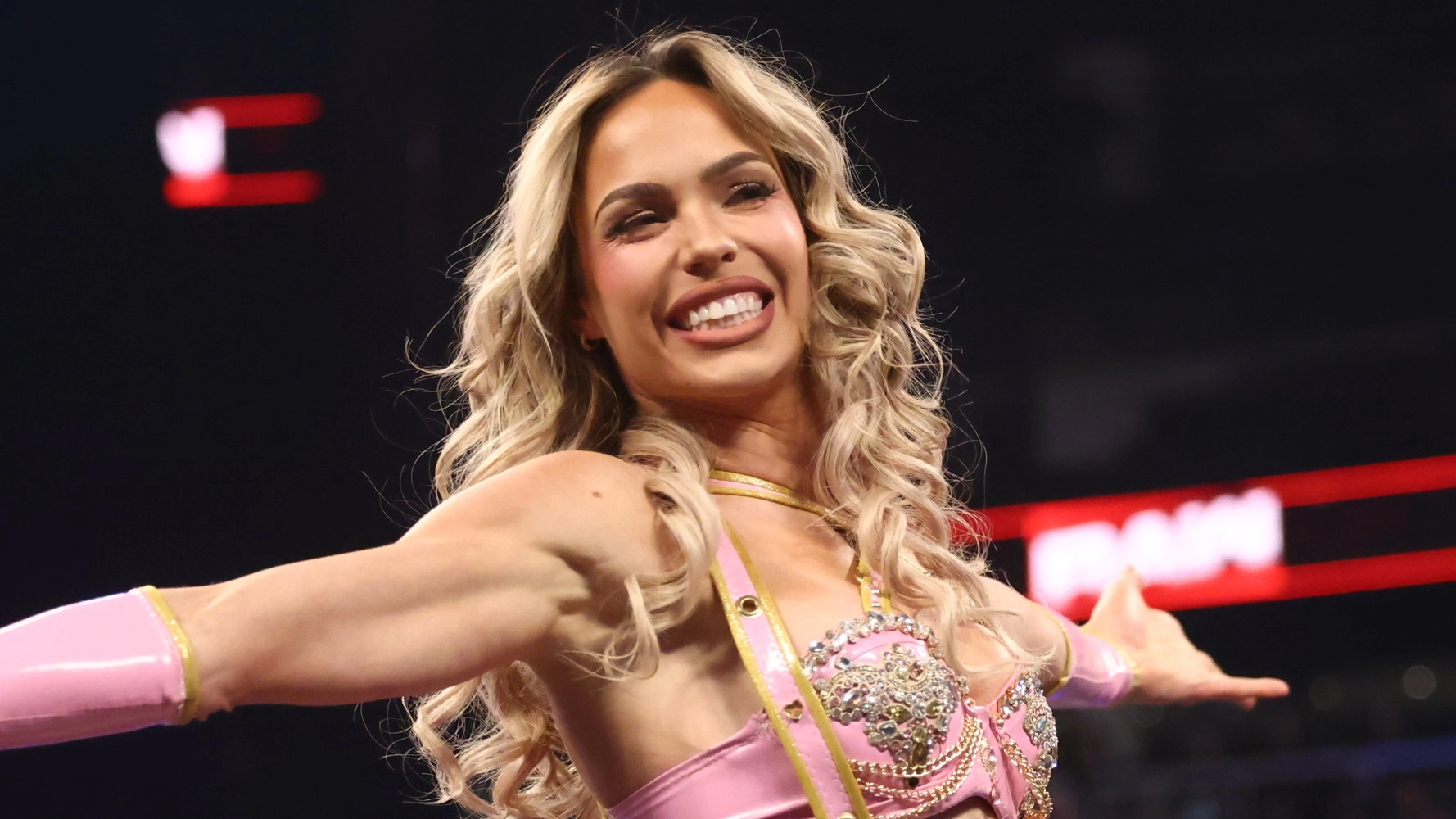 Former NBA and NFL cheerleader reveals contract clause which can't be broken