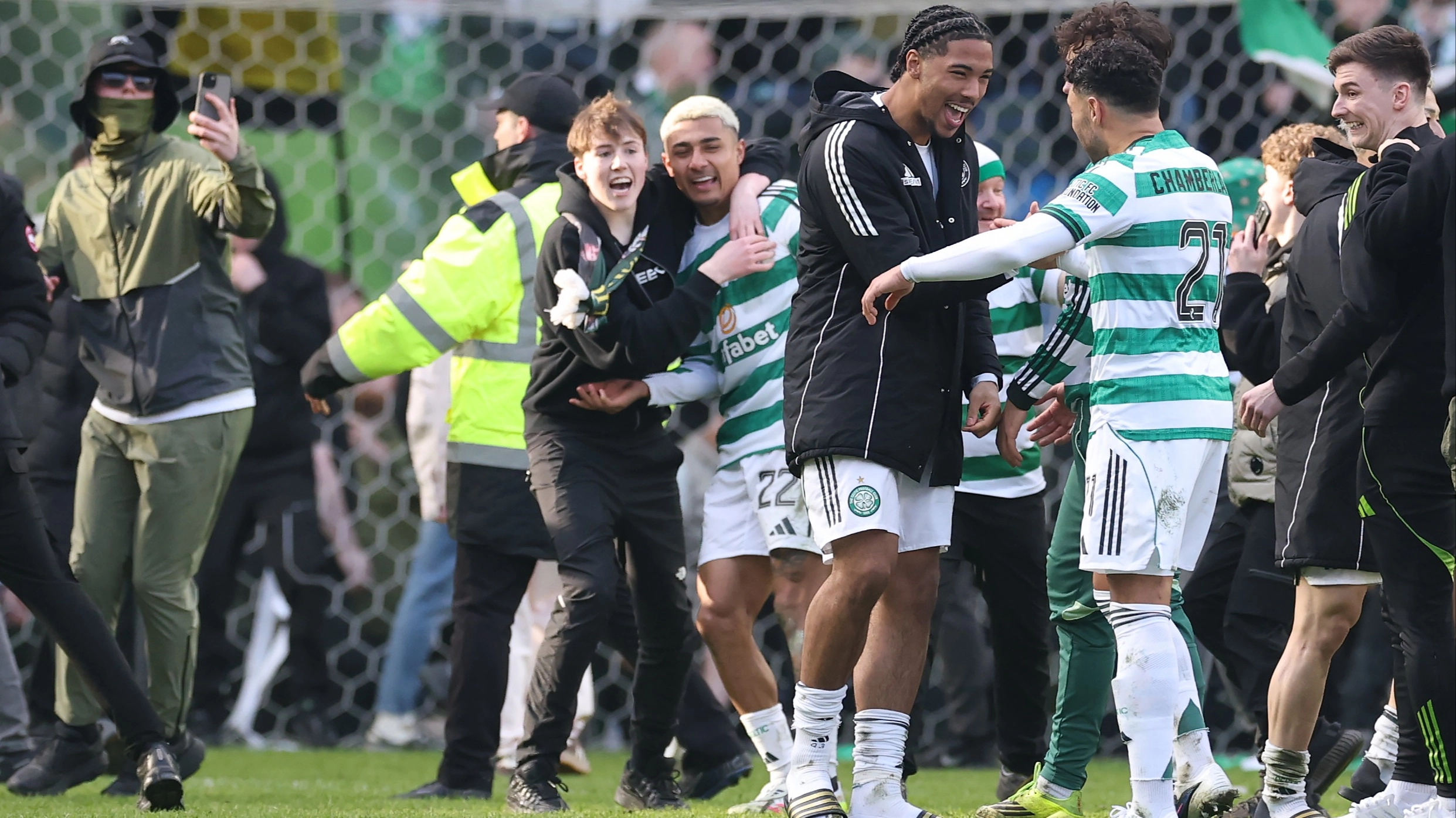 Celtic players' response when coming face-to-face with heckling Rangers fans
