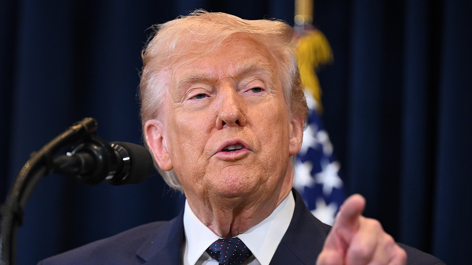 Donald Trump releases urgent statement on Iran's 2026 World Cup fate