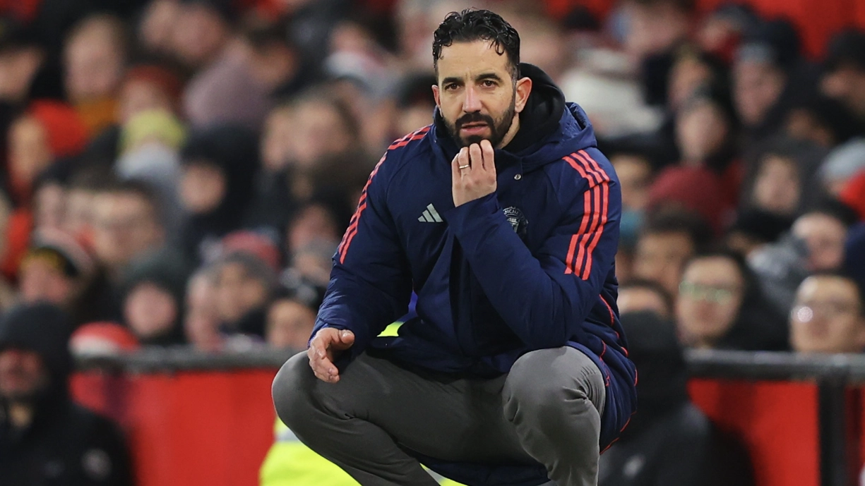 Man Utd source claims Ruben Amorim has only 'formed a bond' with two players as dressing room rift emerges