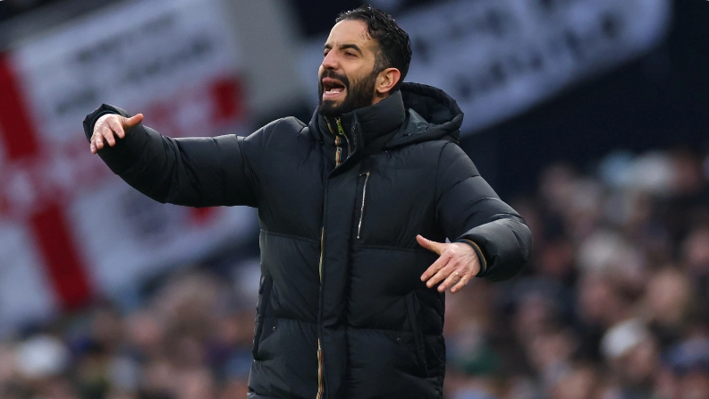 Man Utd fans demand Ruben Amorim drops one player immediately after Spurs defeat and picks academy star instead