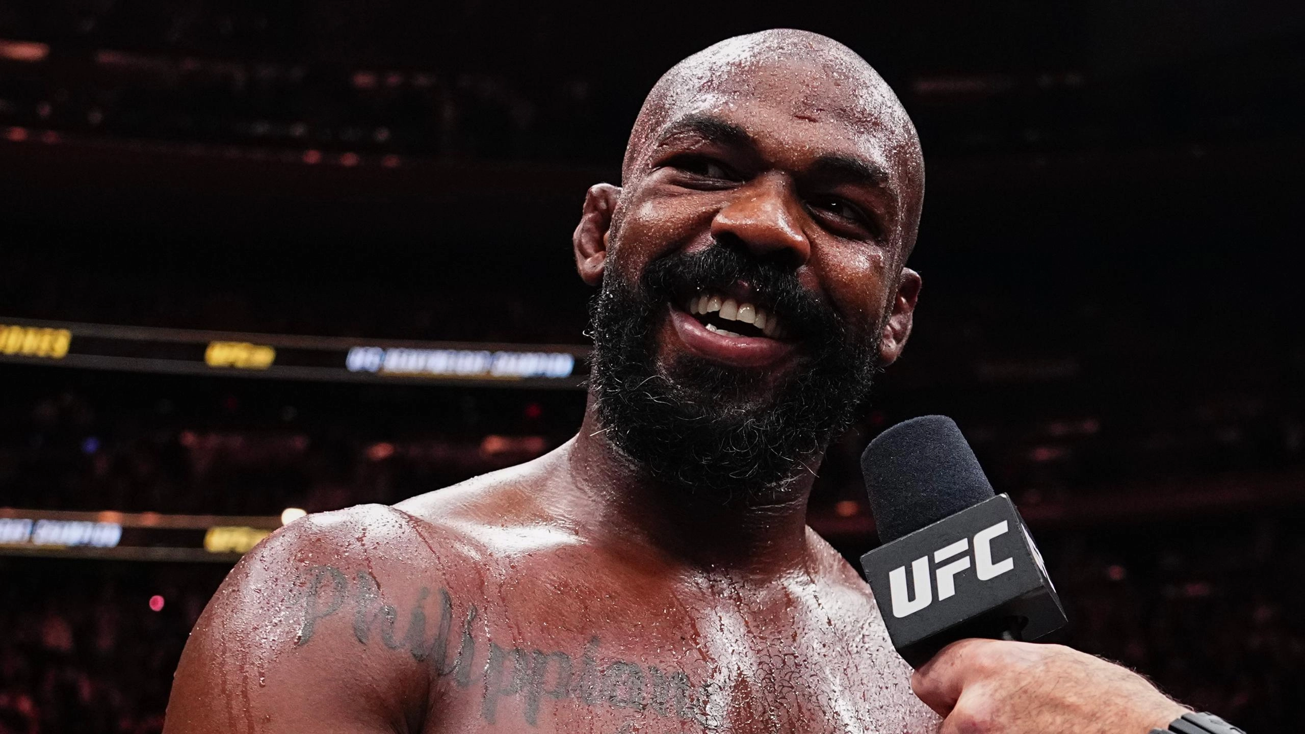 Jon Jones 'announces retirement' with two-word message as Tom Aspinall UFC fight takes shock twist