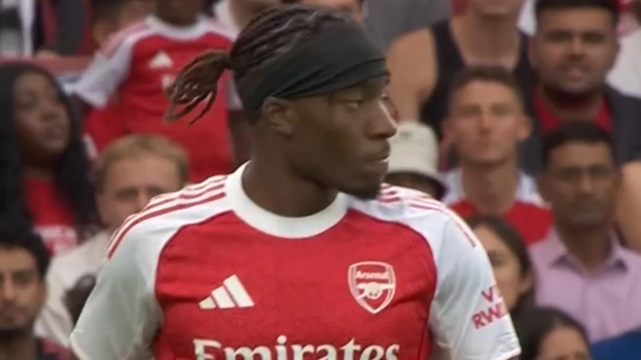 Arsenal fans have already made their minds up on Noni Madueke after just 13 minutes vs Villarreal