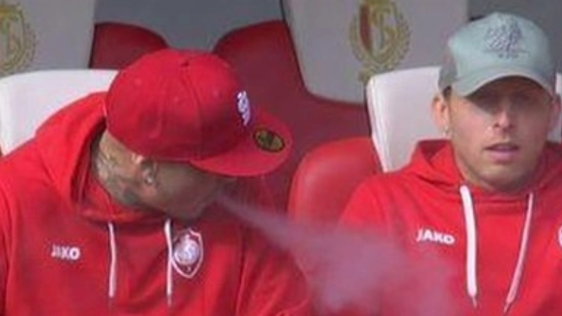 Radja Nainggolan 'suspended indefinitely' after being caught smoking in dugout before game