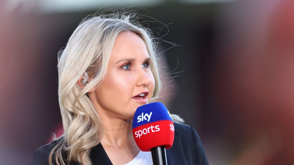 Izzy Christiansen makes outrageous Arsenal claim after Man City go top of Premier League
