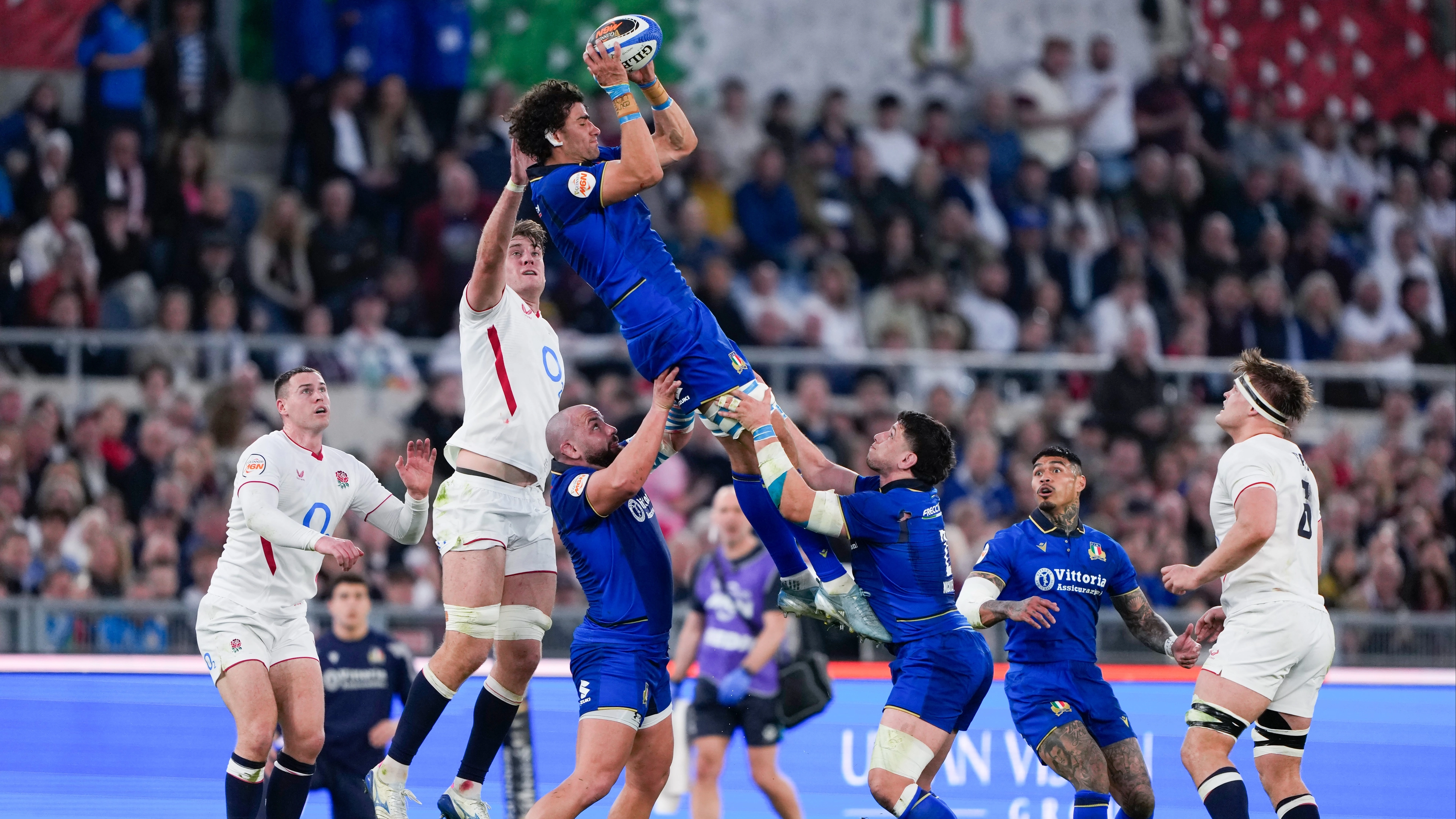 Fans all have the same complaint about the Italy and England clash in the Six Nations