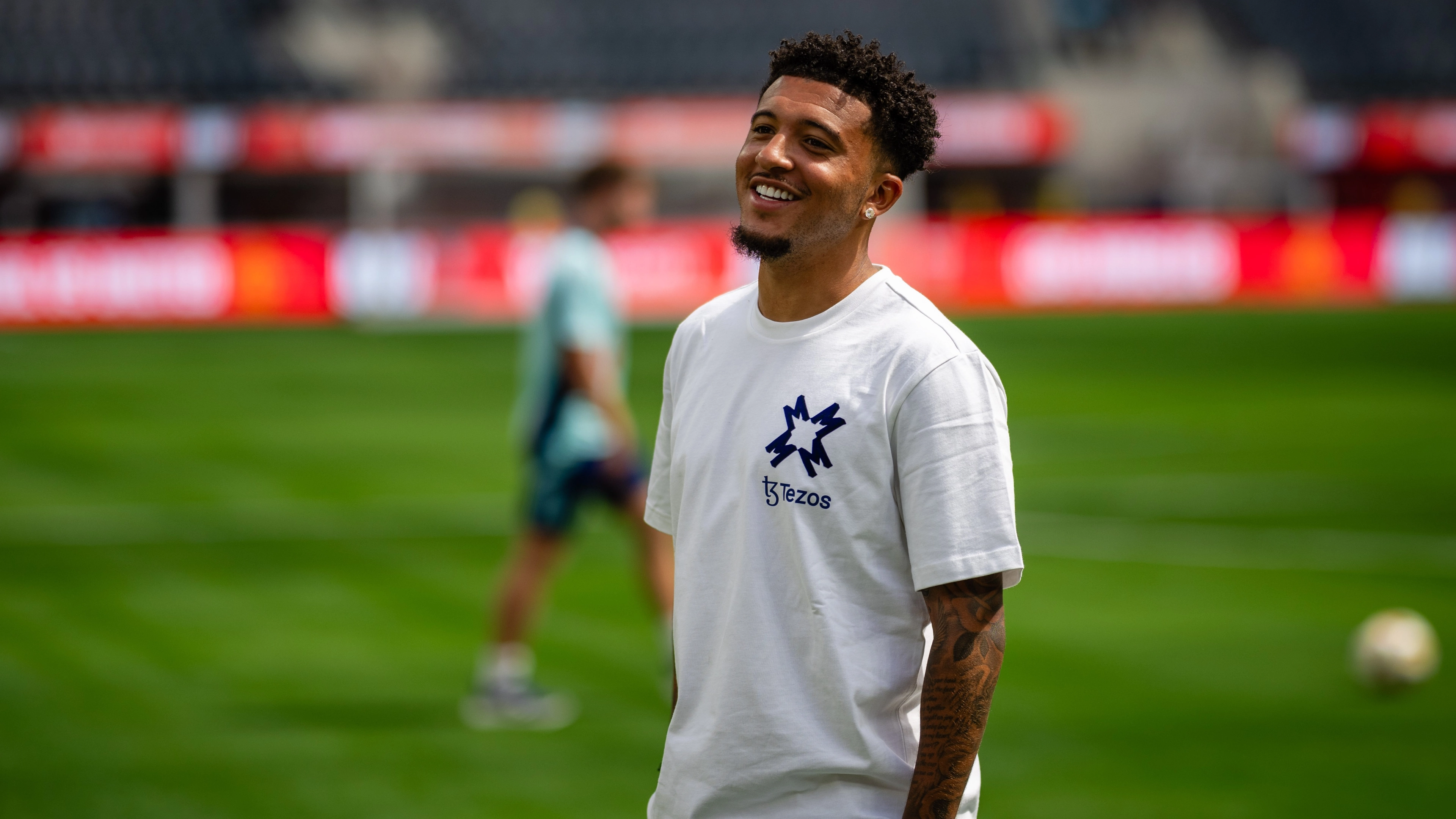 Jadon Sancho open to discussing unexpected £10,000-a-week move after formal contract offer made