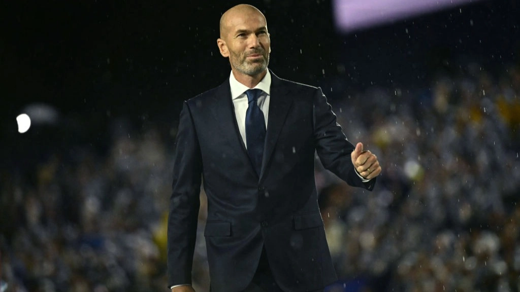 Zinedine Zidane Set To Finally Return To Football As Official Steps Begin