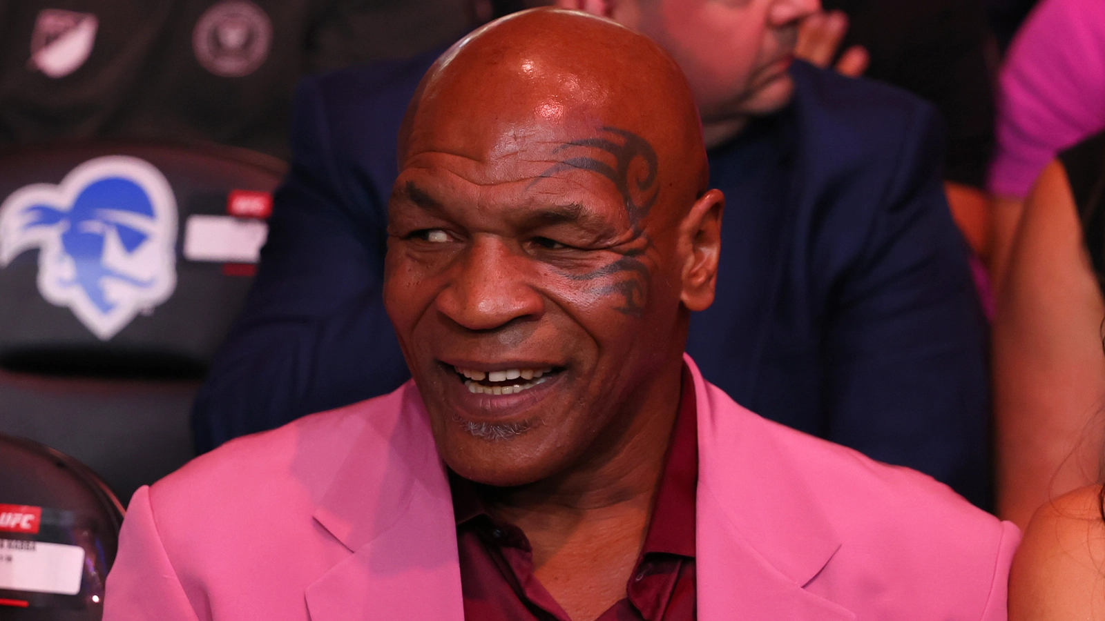 Mike Tyson and Floyd Mayweather Agree to Exhibition As Both Issue Statements