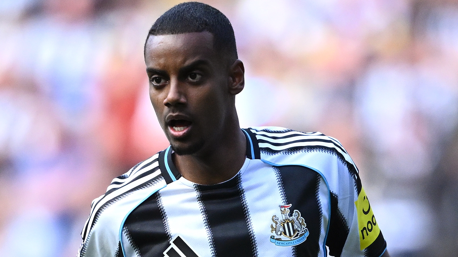 Alexander Isak transfer saga takes ugly turn as Newcastle and Liverpool hear decision days before season begins
