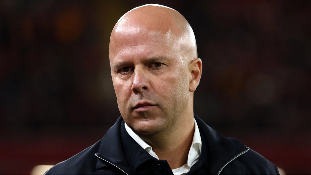 Odds Slashed on Premier League Manager to Replace Arne Slot at Liverpool