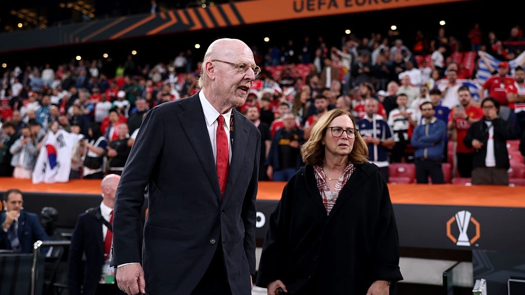 Glazers potential date for selling Man Utd emerges as 'small print' of contract offers clue