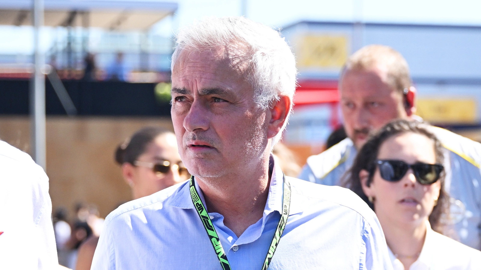 Martin Brundle forced to awkwardly cut short Jose Mourinho interview during Spanish GP grid walk